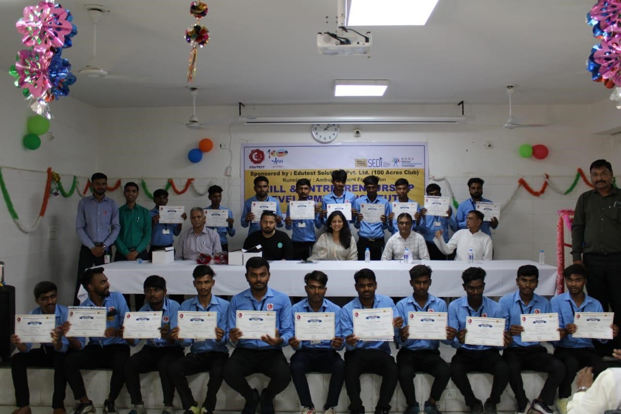 Edutest-trains-rural-youth-in-entrepreneurship-and-skill-development-in-Gujarat